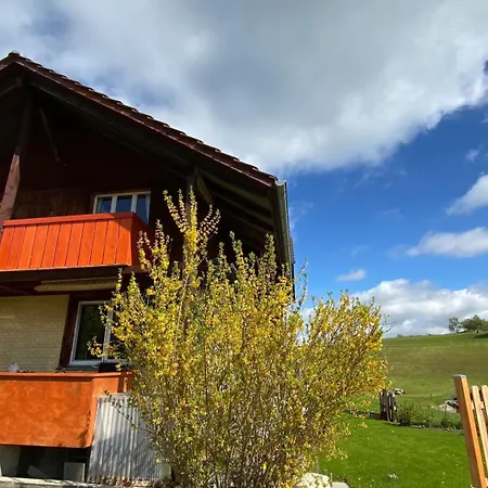 Naturnahe Familienwohnung Ruschegg